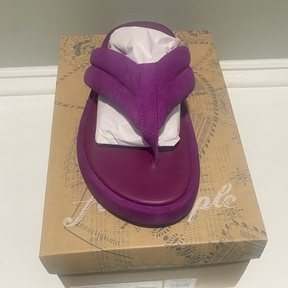 Free People Wonderland Thong Flip Flop /Color-verbena /size 6 - Picture 2 of 4